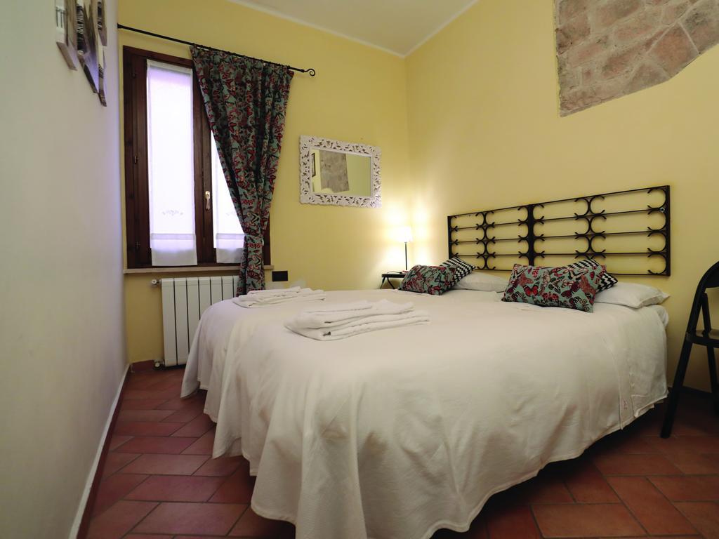 Residenza Raffaello Hotel Foligno Exterior photo