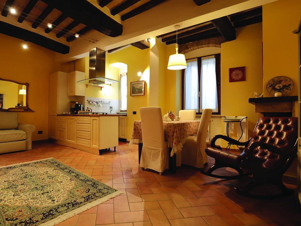 Residenza Raffaello Hotel Foligno Exterior photo